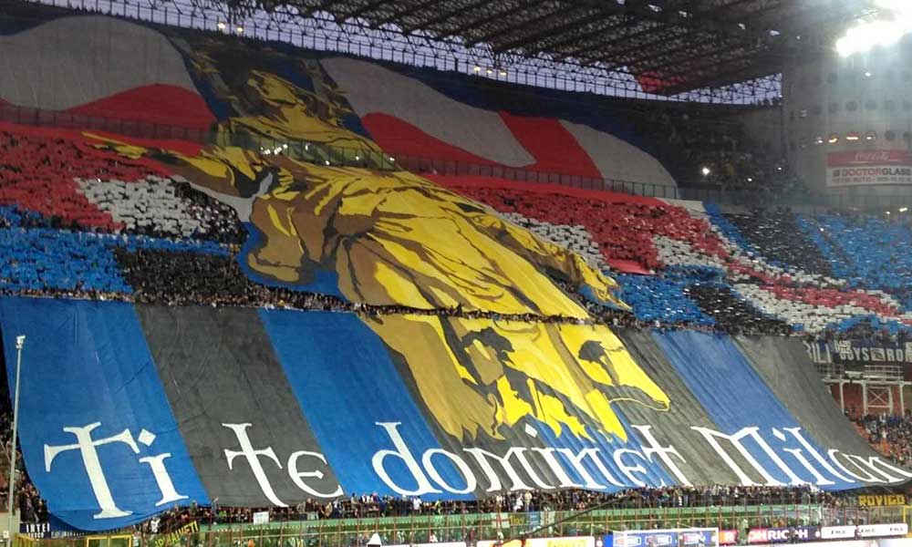 6 Maggio 2012: “Ti te dominet Milan”
Derby di Milano: le più belle coreografie e striscioni nel derby tra inter e milan.